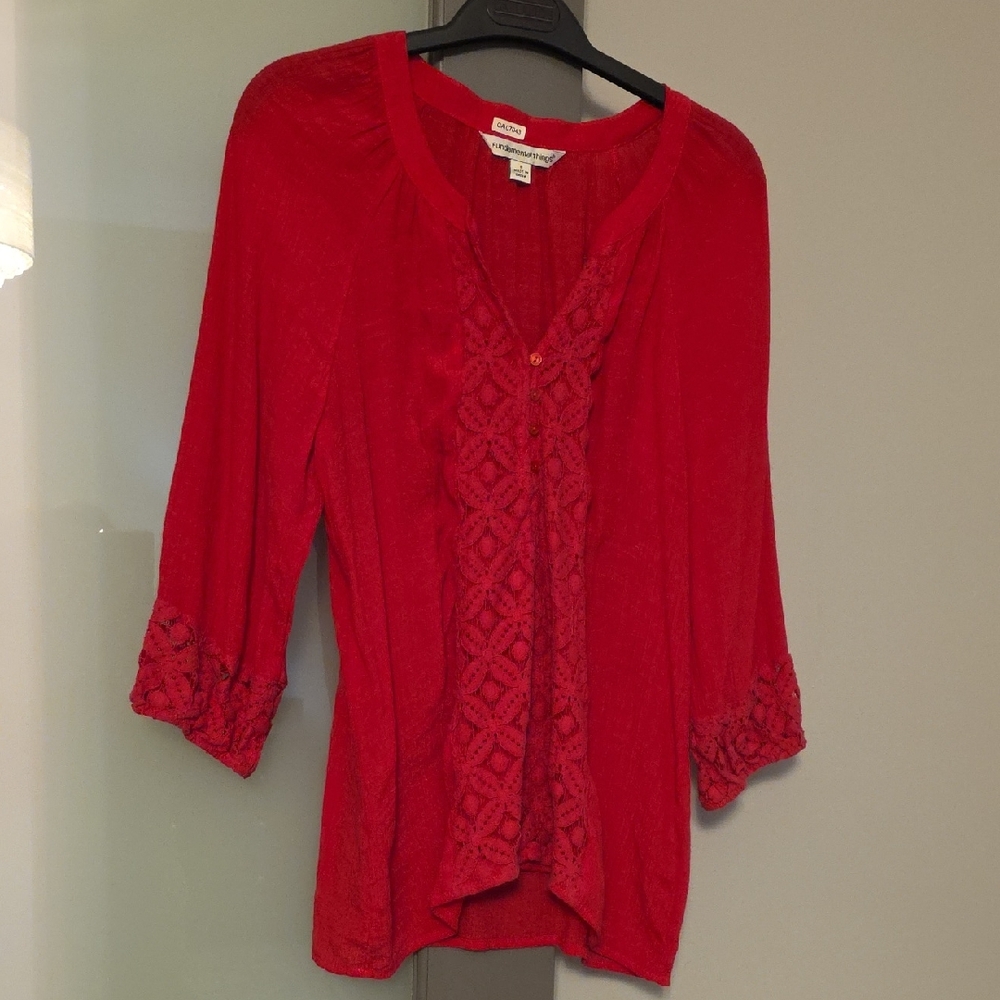 Fundamental Things Size S Fuchsia Blouse With 3/4 Sleeves With Lace